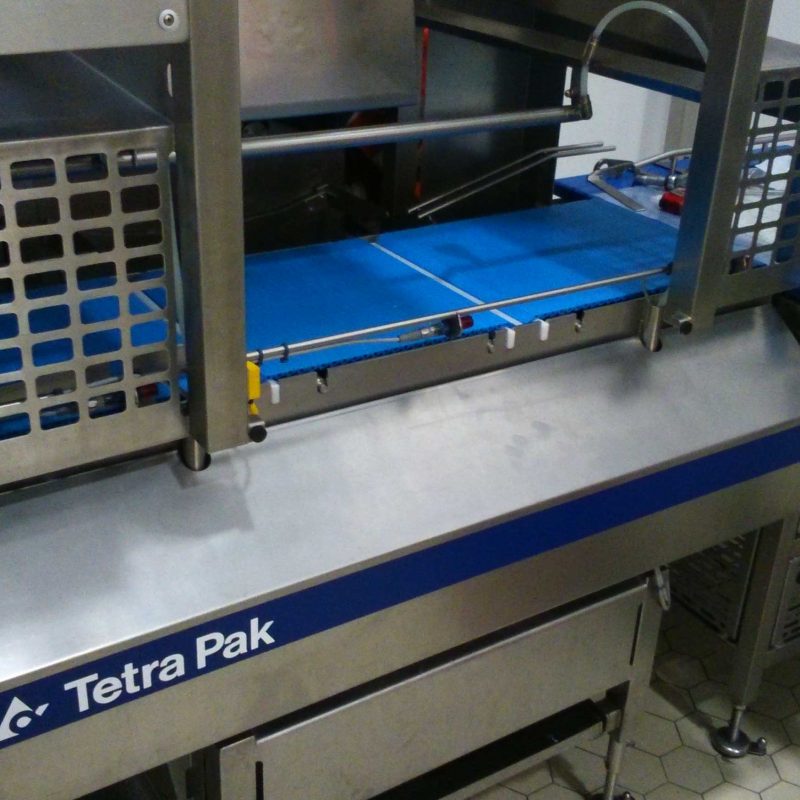 TETRA-PAK-BAGGING-MACHINE-TESTING-peforming-testing-on-recently-serviced-tetra-pak-machine